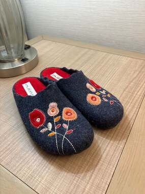 Flexus by Spring Step Wildflower Women's Wool Felt Scuff Slipper